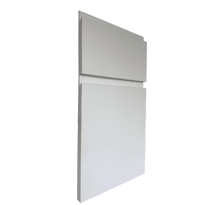 Pearl FP door style — angle view, Euro Master Cabinet
